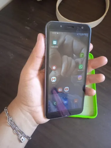 Celular Samsung J6- 64GB - 2GB RAM