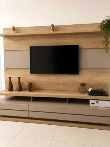 Vendo painel e home planejados em madeira maciça