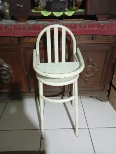cadeira alimentação bebe ferro