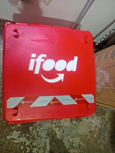Baú de 110 L no precinho