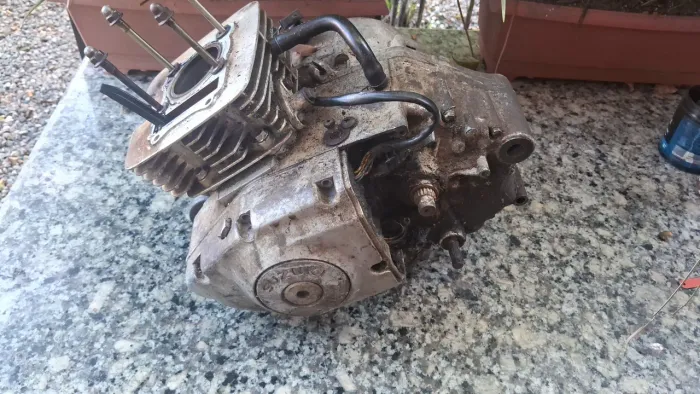 Motor parcial da suzuki yes 125