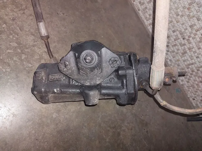 Caixa de direção hidráulica F1000 de 92/98