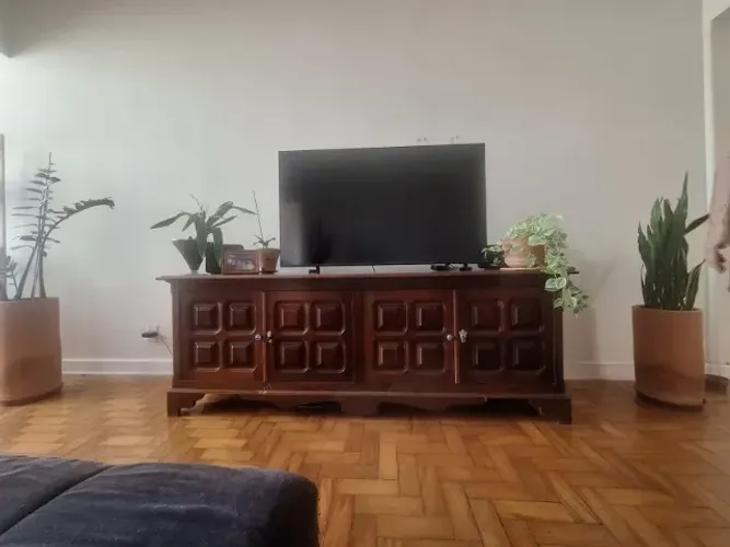 aparadores de mogno maciço 4 e 2 portas