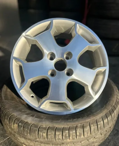 Jogo de rodas Hyundai HB20 X aro 15