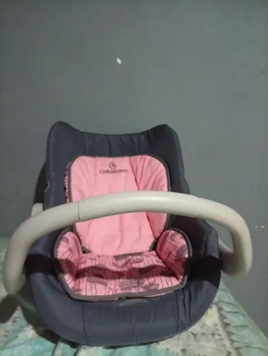 Vendo bebê conforto