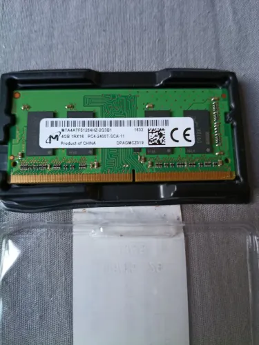 Memoria Ram Micron DDR4 PC42400T Para Notebook
