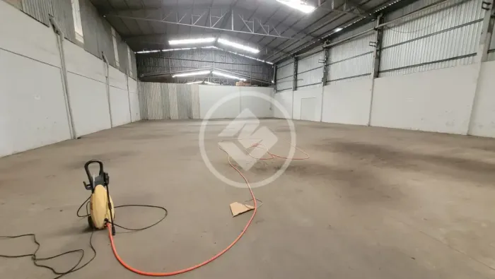 Galpão para Locação - 1600M2 em condomínio- Distrito Industrial, Cuiabá codigo: 329607