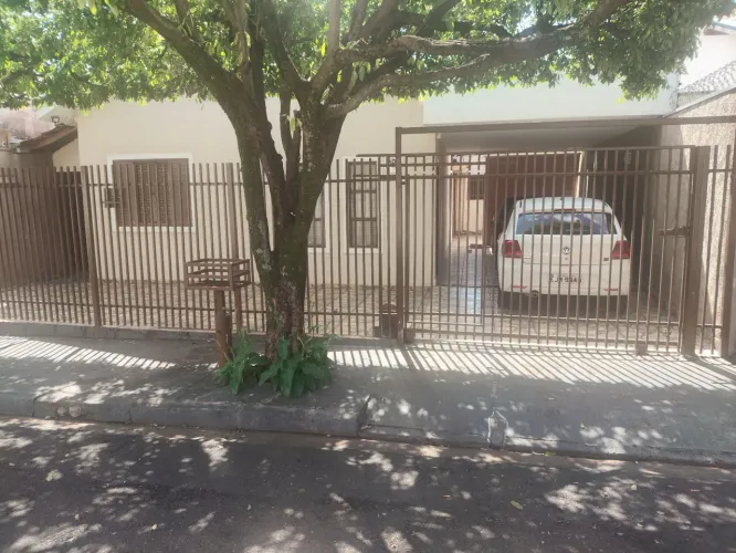Casa no Jardim Roseiral - Rio Preto - Alugo