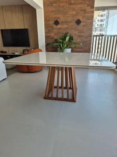 Mesa de Jantar 8 lugares