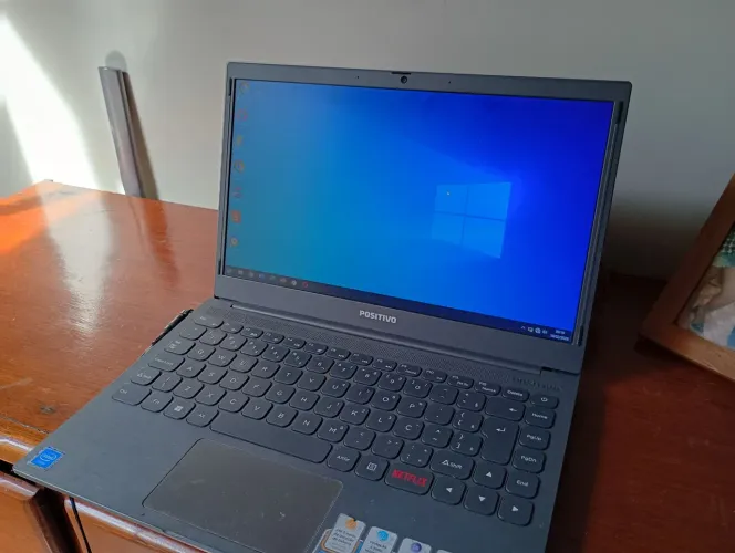 Vendo um notebook R$ 600,00. POSITIVO 