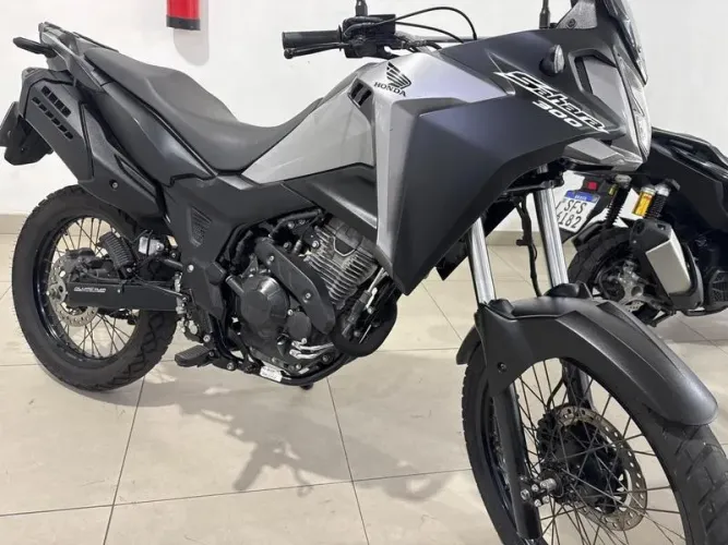 HONDA XRE 300 SAHARA 2024