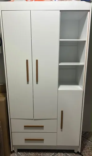 Guarda roupa infantil