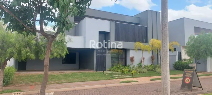 Casa Condomínio Fechado para alugar, 4 quartos, Laranjeiras - Uberlândia/MG - Rotina Imobi