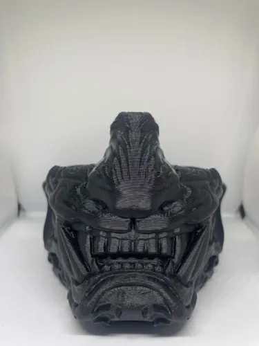 Suporte para Controle PS5 Impresso em 3D - Modelo Oni Samurai