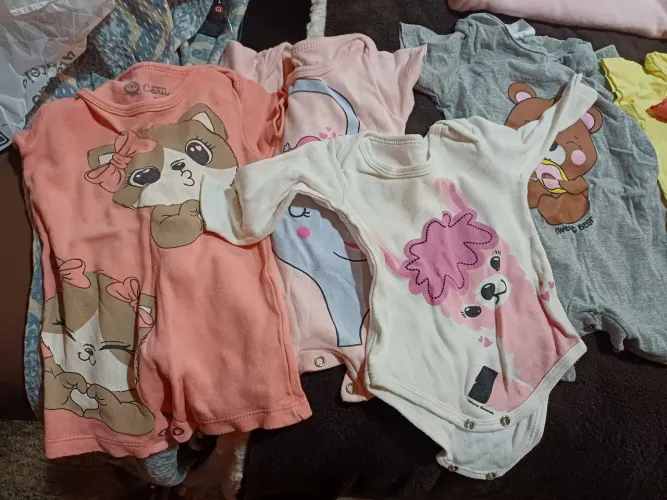 Roupinhas de bebê menina p 28 peças