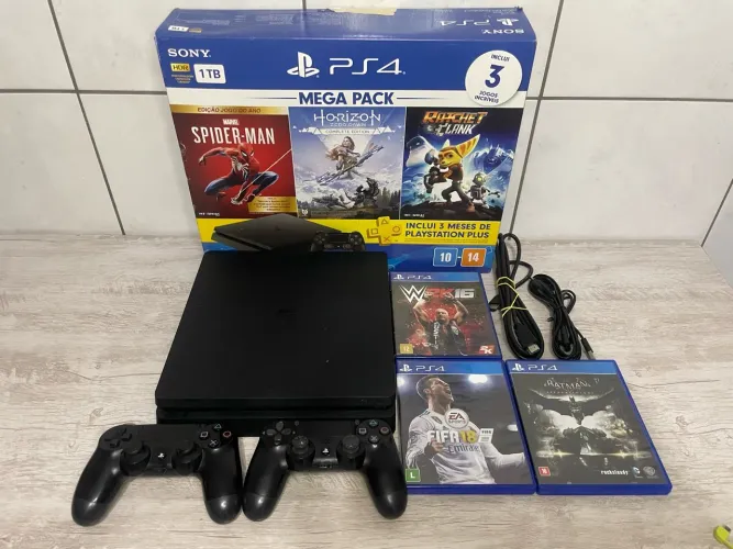 PS4 Slim 1 TB - Envio OLX Pay