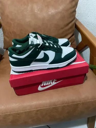 Tênis Nike 41