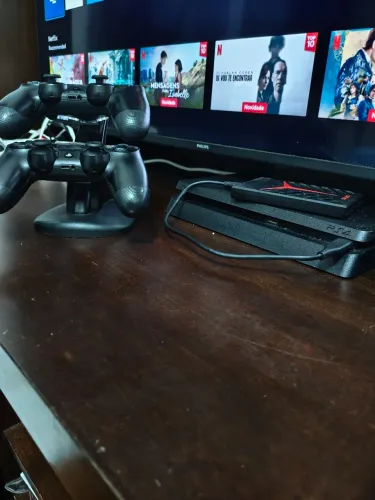 PS4 slim 500gb + 1tb HD externo
