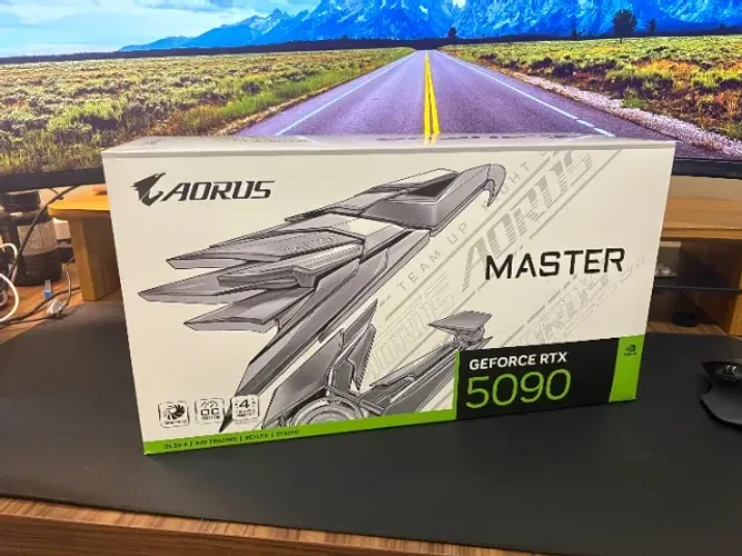 RTX 5090 AORUS MASTER ICE 32GB GDDR7 - Gigabyte