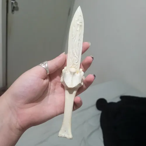 Faca Punhal de Ossos, Artesanal