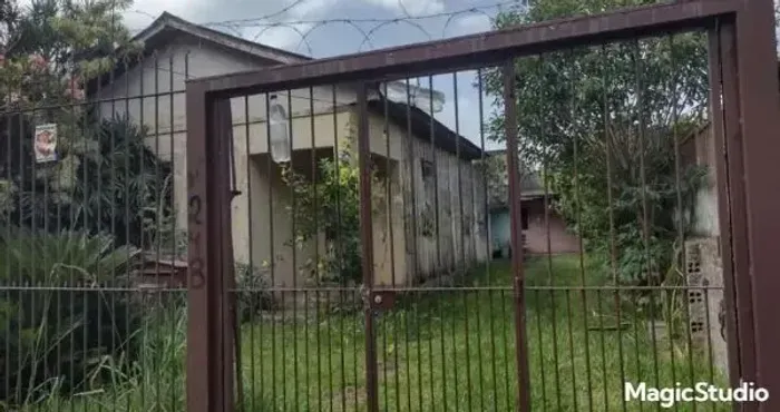 Terreno à venda na Rua Papa Pio XII, Passo das Pedras, Porto Alegre.