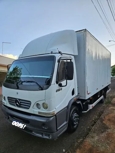ACCELO 915C MERCEDES