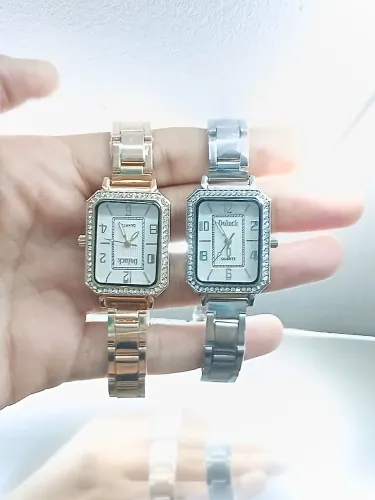Vendo 2 relogios femininos, novos !!!