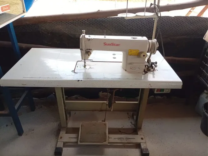 Vende-se está máquina Reta SunStar