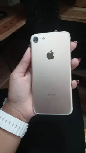 Vendo Iphone 7 ou troco por vídeo game