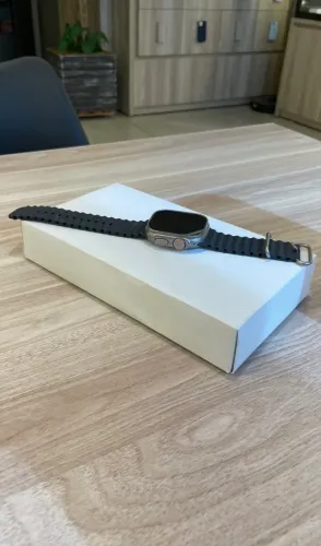 Apple Watch Ultra 1 Prata - seminovo 77%