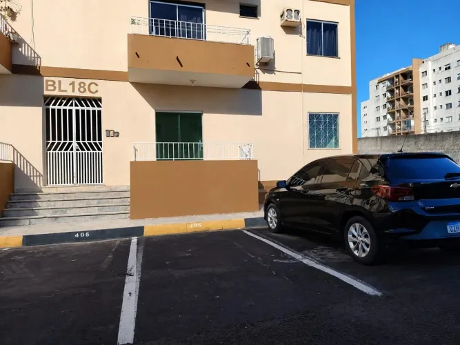 Alugo excelente apto Térreo no Condomínio Ariranha