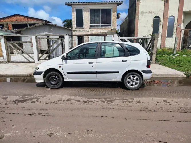 Renault Scenic RXE 2.0 8V 2001