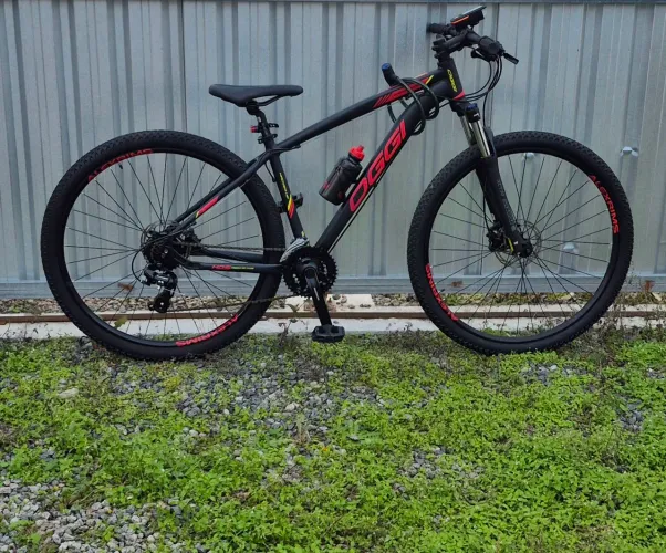Bike Oggi Hacker HDS Aro 29 24v Freio a Disco Hidráulico - Seminova c/ NF