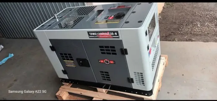 Gerador de energia trifasico