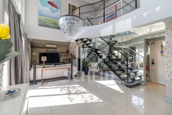 Duplex para venda com 2 quartos, 197m², Lindo!
