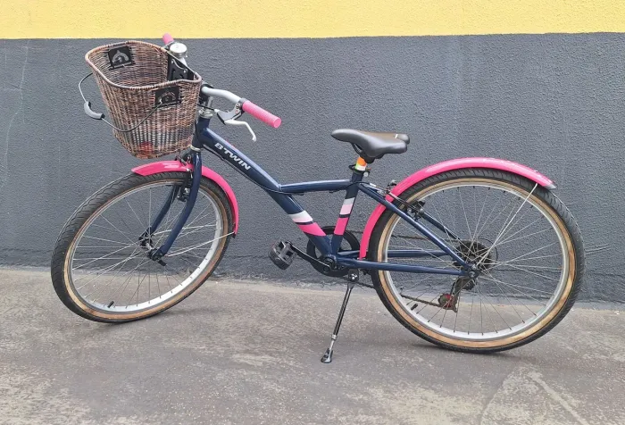 Bicicleta aro 24 Btwin 7 marchas.