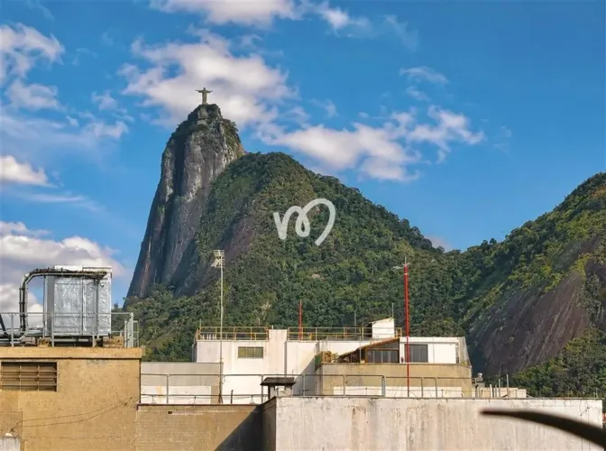 COBERTURA DÚPLEX NA QUADRA DA PRAIA DE BOTAFOGO VISTA PANORÂMICA PARA O CRISTO REDENTOR E