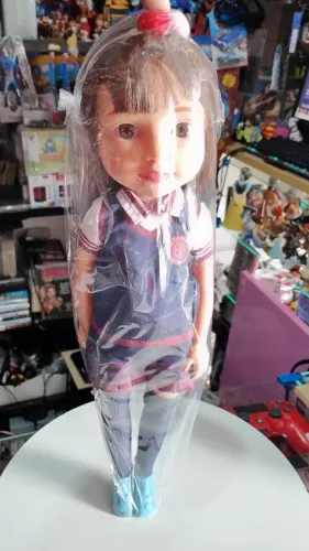 Boneca infantil aproximadamente 35 cm