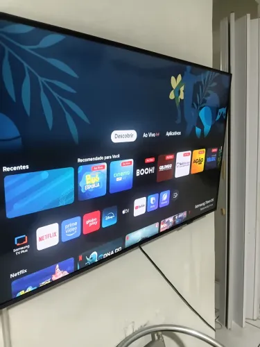 Vendo smart TV novinha