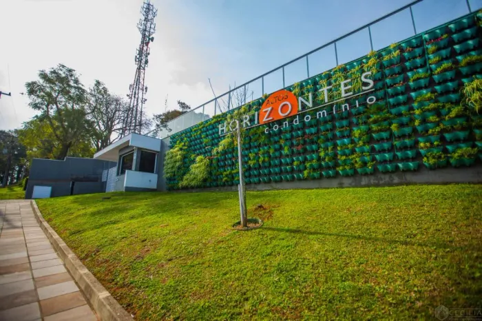 Terreno em Condomínio com 2 Dormitorio(s) localizado(a) no bairro RONDÔNIA em NOVO HAMBURG