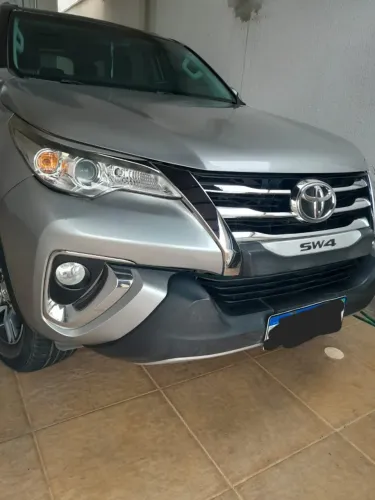 Toyota Hilux SW4 SR 4X2 2.7/ 2.7 Flex 16V Aut. 2018