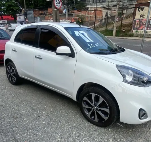 Nissan March SL 1.6 16V Flexstart 5P Aut. 2017