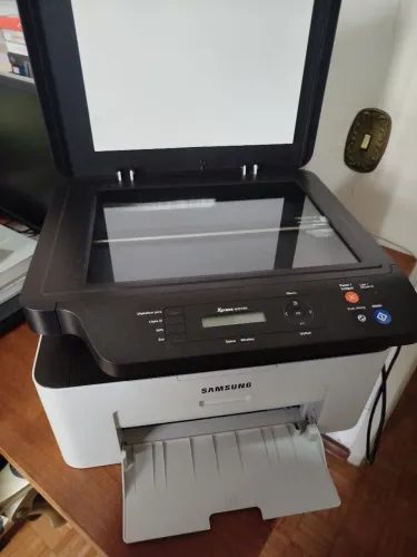 Impressora Samsung monocromática multifuncional