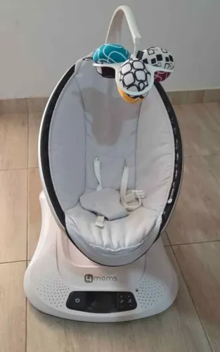 Cadeirinha de balanço Automática Mamaroo 4.0 (com App)