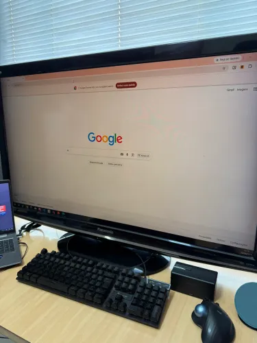 Tv 40 Pol + Chromecast V> ou T> em monitor