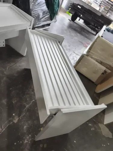 Kit para ótica usado , mesas painéis e balcão