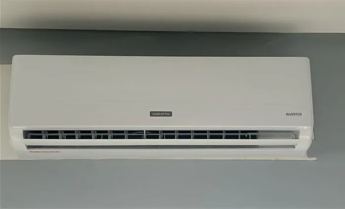 Vendo central de ar 18 mil btus nova 