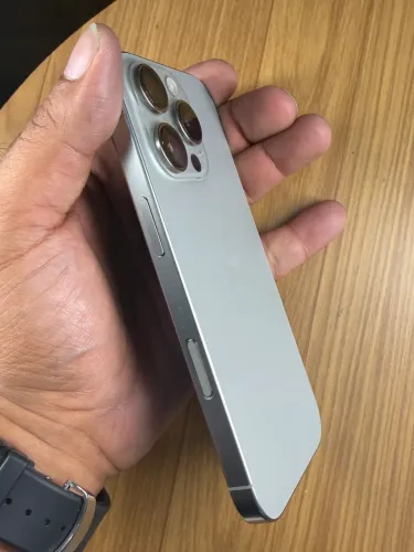 16 Pro 256GB