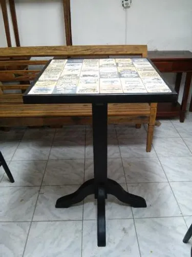Mesa Bistrô Demolição Cor Preta com Azulejo