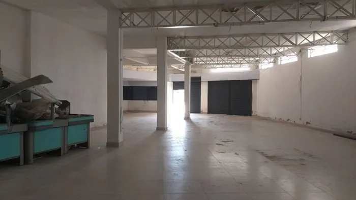Alugo Lojão Cesário de Melo 